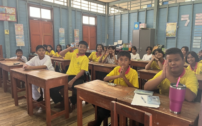 U-THAI WAT KOKMAYOM SCHOOLの授業風景